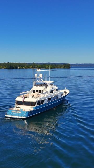 🚤 Вечная элегантность на озере Вашингтон
Полюбуйтесь великолепной яхтой M/Y Marlinda
