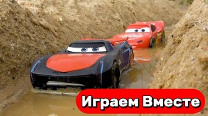 Машинки мультики ! Машинки из мультика ТАЧКИ против ДИНОЗАВРА ! Игрушки мультики детям