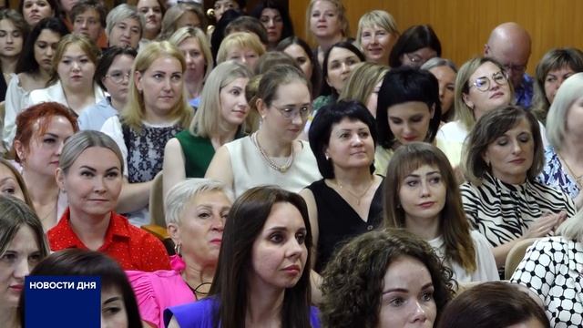 ОРЕНБУРГСТАТ ОТМЕТИЛ ПРОФЕССИОНАЛЬНЫЙ ПРАЗДНИК