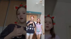 Вики, шоу, плаки, плаки. 😭😭
