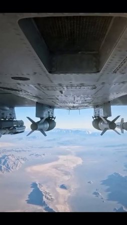 A-10 Thunderbolt II

Пара разных видов A-10 Thunderbolt II.