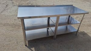 Стол с бортом и без