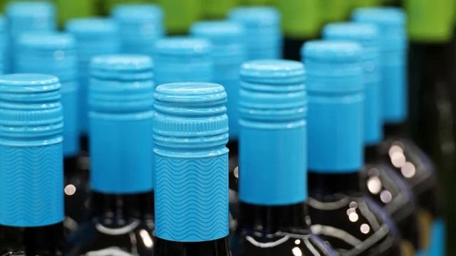 В Думу внесли законопроект о запрете алкомаркетов в жилых домах.