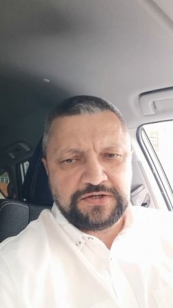 А вы отвечаете на незнакомые номера?