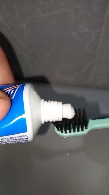 Ваша зубная паста — это химический коктейль, а не защита.