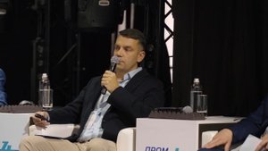 Сергей Степанов – генеральный директор завода ОМП, на конференции «ПромТрансЖТ-2025».