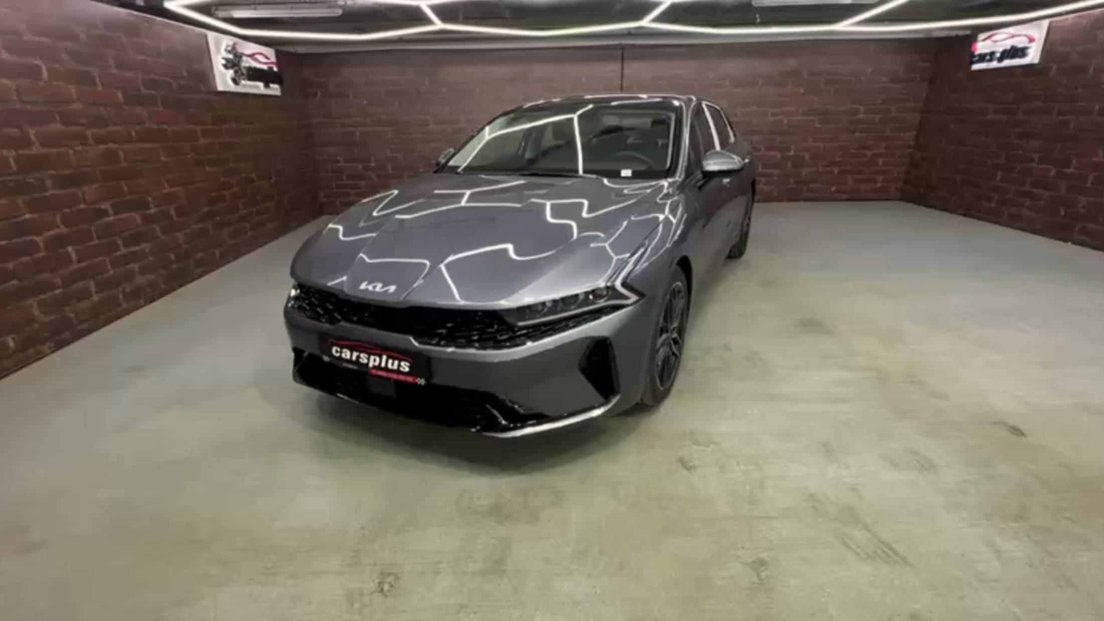 В наличии Kia K5👇