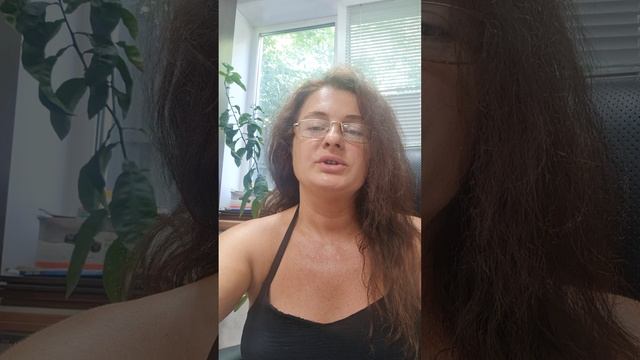 Краткое содержание романа "Над пропастью во ржи" (Ловец  во ржи)