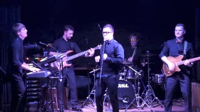 Glow ( club live concert)