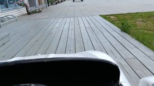я с ростиком Катаюсь на электрической машине