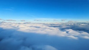 ОБЛАКА ПЛЫВУТ. Автор Рафис Хайдаров, исполняет Анна Ружицкая.