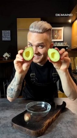 Хрустящая брускетта с креветками и авокадо😍