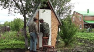 Установили дверь в "тубзик"// Обшил половину арт - объекта пластиком б/у