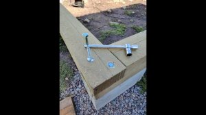 Продолжаем строить хозблок.