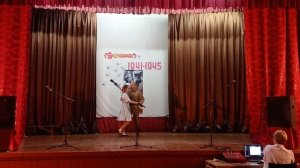 Танец "Ах эти тучи в голубом"