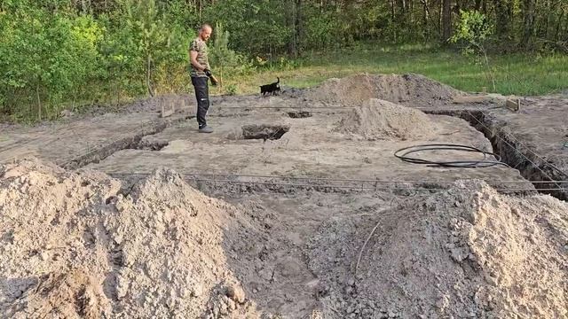 Хутор у Юры. С хутора не хочется уезжать. Один объект завершили, и армируем следующий.