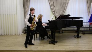 Христофориди Виталий, саксофон, 10 лет. "Печальный саксофон" Шильцева И.