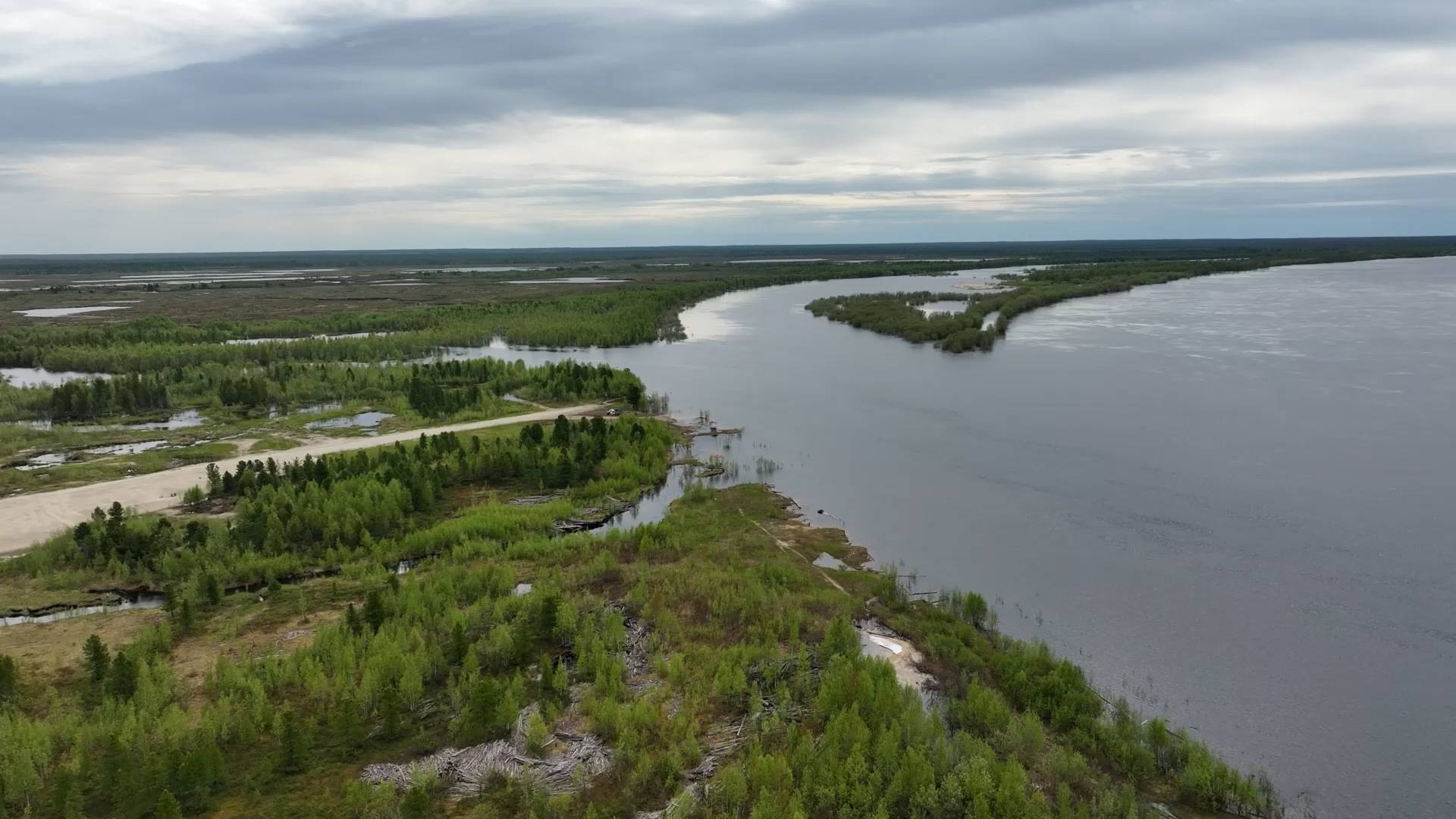 Запрет на купание в Красноселькупском районе: меры безопасности