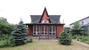 Дом с бассейном и баней!