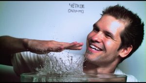 114-кратное замедление (25 фпс playback)