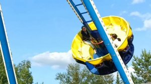 Аттракцион " НЛО" в парке развлечений в Нефтекамске.