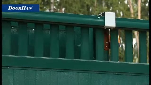 Уличные откатные ворота DoorHan