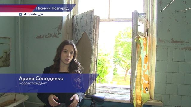 Жители дома на улице Энгельса жалуются на разрушающийся фасад здания