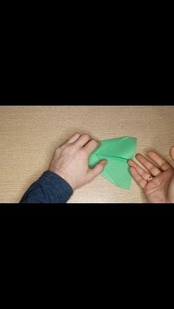 Как сделать бумажный самолётик который летает далеко