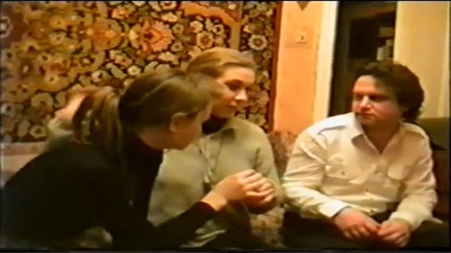 В квартире у родителей , папа , мама , Кристина  , Алёна , Светуля , я , Вэл и Рыжик