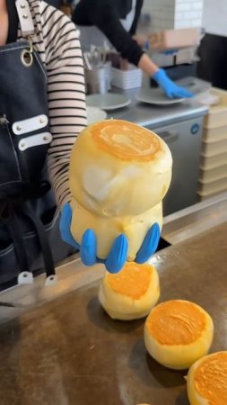 GSRnhUB6oqI - Chocolate Souffle Pancake🥞