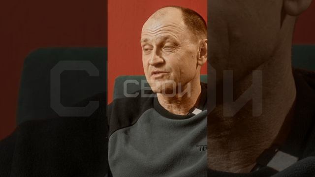 Во время первого обстрела к нам подошел замполит и сказал: "Вот, это и есть смерть"