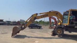 Обзор б/у колесного экскаватора LGCE E7150F, 2023 г.в., 3157 м.ч., Владивосток