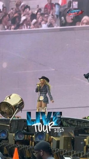 Счастливая слушательница Европы Плюс на концерте Beyoncé! #ледигага #ladygaga #музыка #песни #музыка