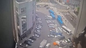 Протискиваемся как можем": водители общественного транспорта бьют тревогу