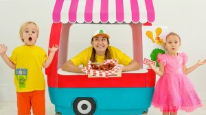 Влад и Ники. Крис учится делиться и хорошему поведению вместе с друзьями! Видео для детей.