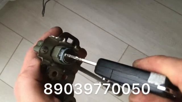 Ремонт замка зажигания после попытки угона Honda CRV 2010 г.в. Ремонт дверной личинки Хонда ЦРВ