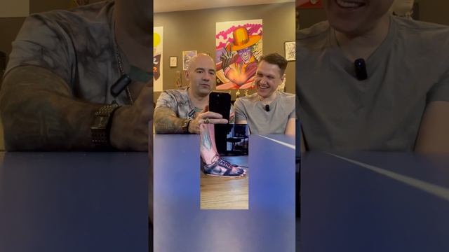 Шоу про очень интересные татуировки и человеческие модификации 😂😈