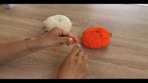 Вяжем чехол для помады ч2