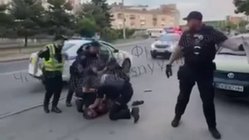 🔴Жаль детей на Окраїне, у которых на их глазах похищают отцов и избивают матерей...🔴