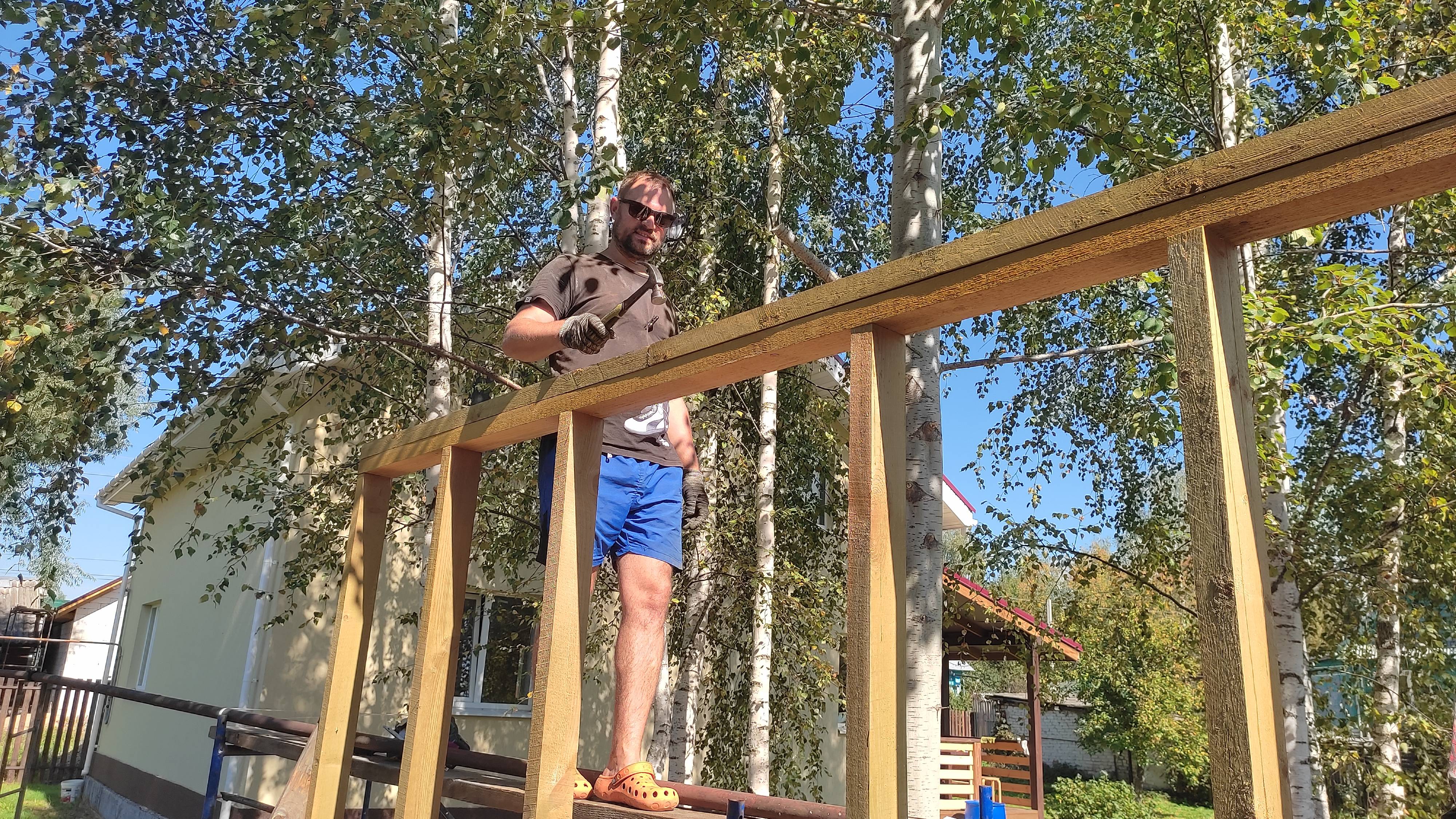 КАК СДЕЛАТЬ ОДНОСКАТНУЮ КРЫШУ. Готовим на мангале Unikit фирменный рецепт. Ставим стропила. смотреть онлайн