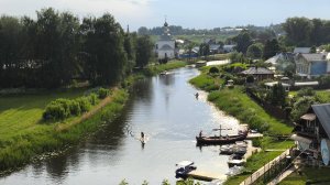Суздаль. На драккаре по реке Каменка