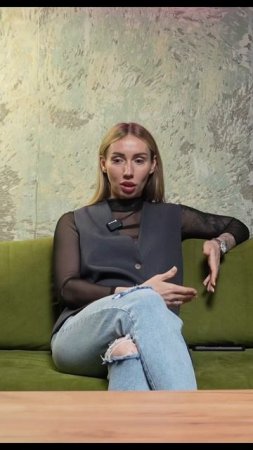 Темы подкастов мы узнаем за несколько секунд до начала съемки. Новый- уже на канале