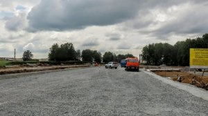 Верхний б-р. Строят дорогу и жк Сити парк. Кемерово