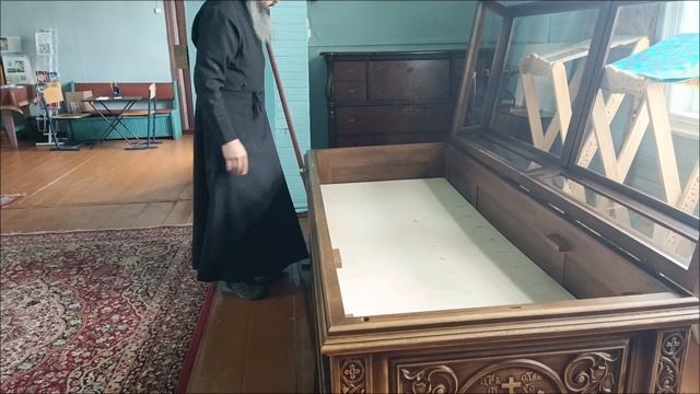 Завершаем восстанавливать утраченные святыни храма .