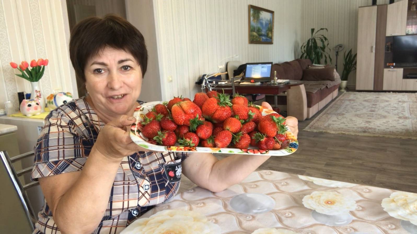 Заморозка клубники с сахаром на зиму