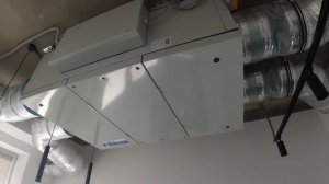 Вентиляция и кондиционирование в офисе. 3 этажа по 170м2. Приточно вытяжная установка Komfovent