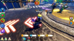 играю в море мемов