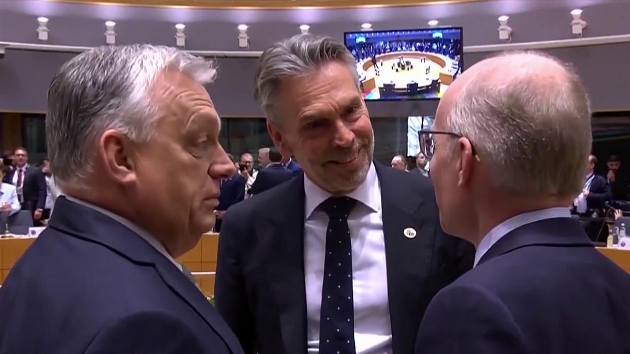 Премьер Венгрии Виктор Орбан привез результаты референдума на саммит ЕС