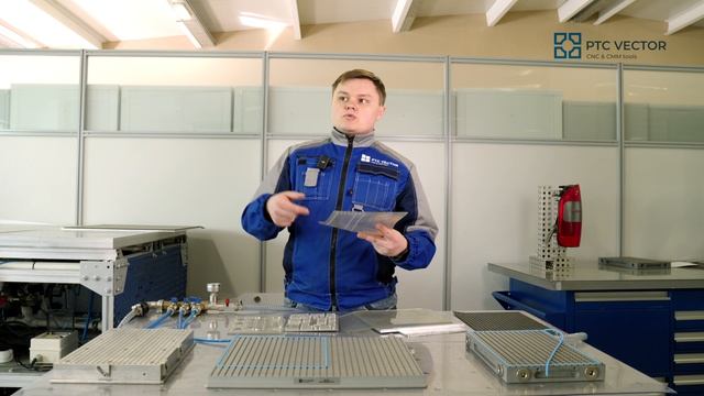 Сравнение вакуумного стола открытого типа и закрытого типа