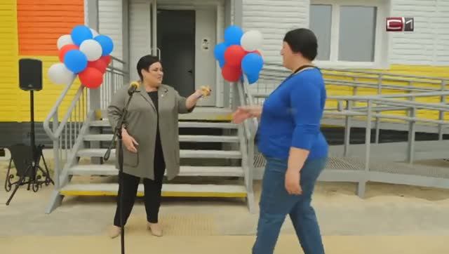 Ключи от просторных квартир получили жители «деревяшек» в Сургутском районе